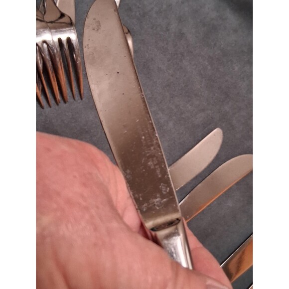 JA Henckels International Jessica Dinner Knives 18/10 Stainless - Picture 5 of 7